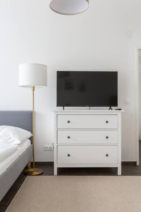 Free Parking I 500 Mbit Wifi I Kingsize Bed Daire Viyana Dış mekan fotoğraf